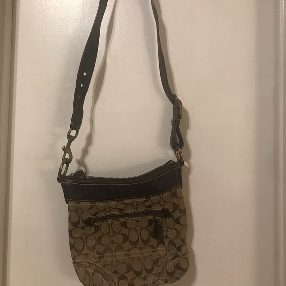 Coach Purse - Picture 2 of 4